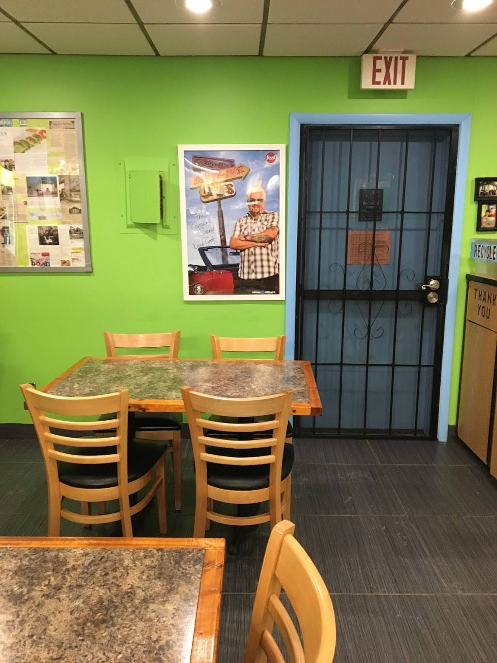 Paks Green Corner | restaurant | 1901 Tower Ave, Superior, WI 54880, USA | 7153924444 OR +1 715-392-4444