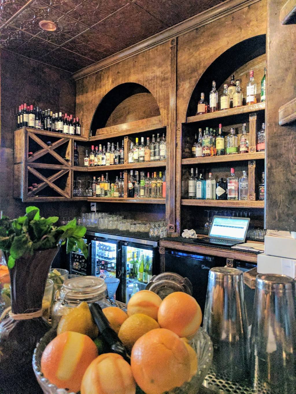 Lucky Joes Tosa | restaurant | 1427 Underwood Ave, Wauwatosa, WI 53213, USA | 4142699981 OR +1 414-269-9981