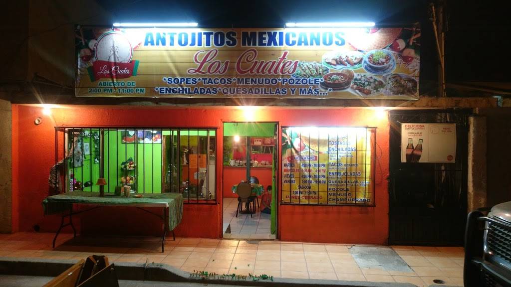 Cenaduria Los Cuates | restaurant | Ing. Marte R. Gómez 101-124, Amp Mazatlan, 22707 Rosarito, B.C., Mexico | 016611214051 OR +52 661 121 4051