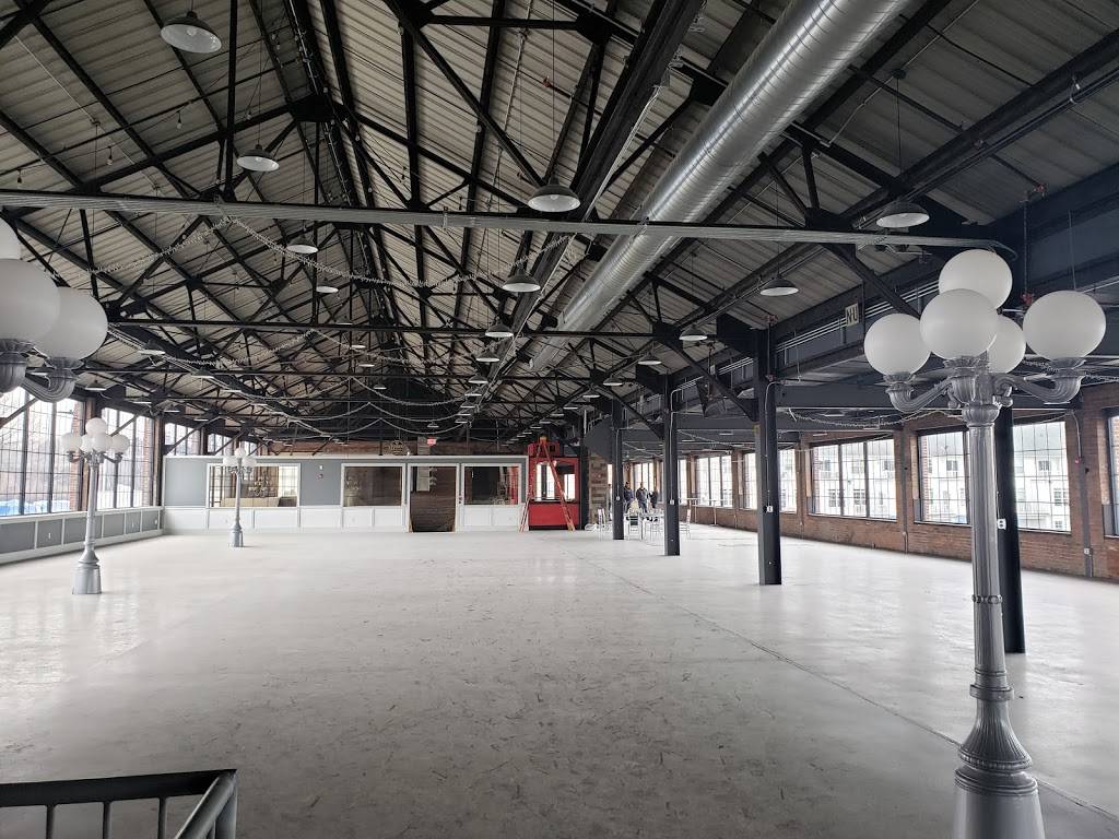 The Shipyards | restaurant | 500 Shipyard Way, Lorain, OH 44052, USA | 4402308481 OR +1 440-230-8481