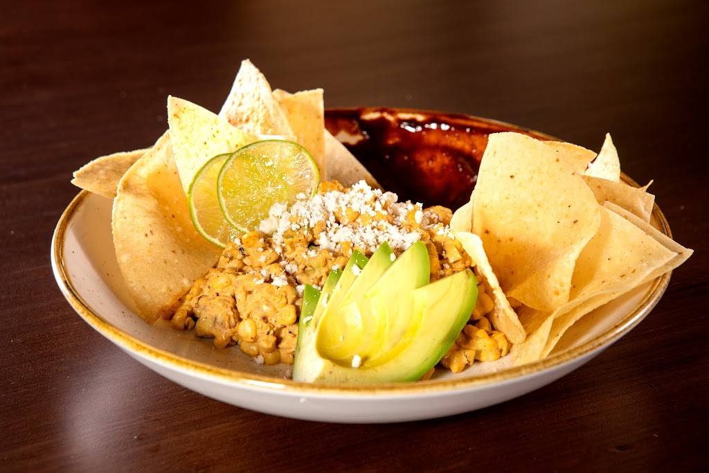 Copper Rock Craft Eatery | restaurant | 445 S Alvernon Way, Tucson, AZ 85711, USA | 5203235210 OR +1 520-323-5210