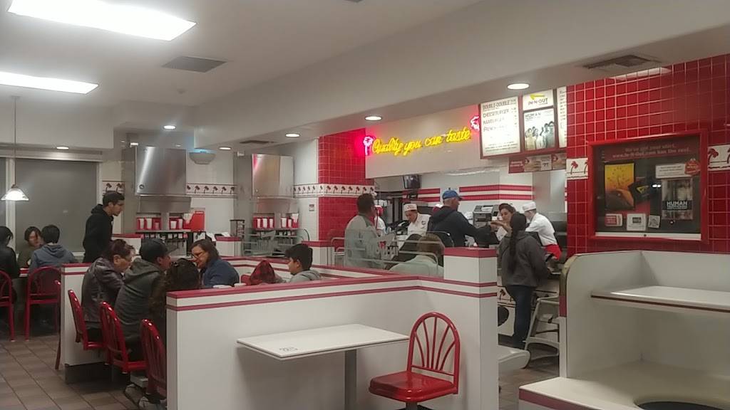 In-N-Out Burger | restaurant | 82043 CA-111, Indio, CA 92201, USA | 8007861000 OR +1 800-786-1000