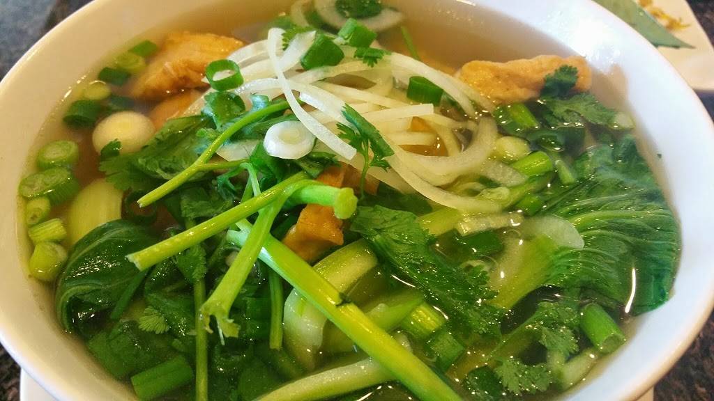 Love Pho N Mor | restaurant | 341 Arneill Rd, Camarillo, CA 93010, USA | 8054841881 OR +1 805-484-1881