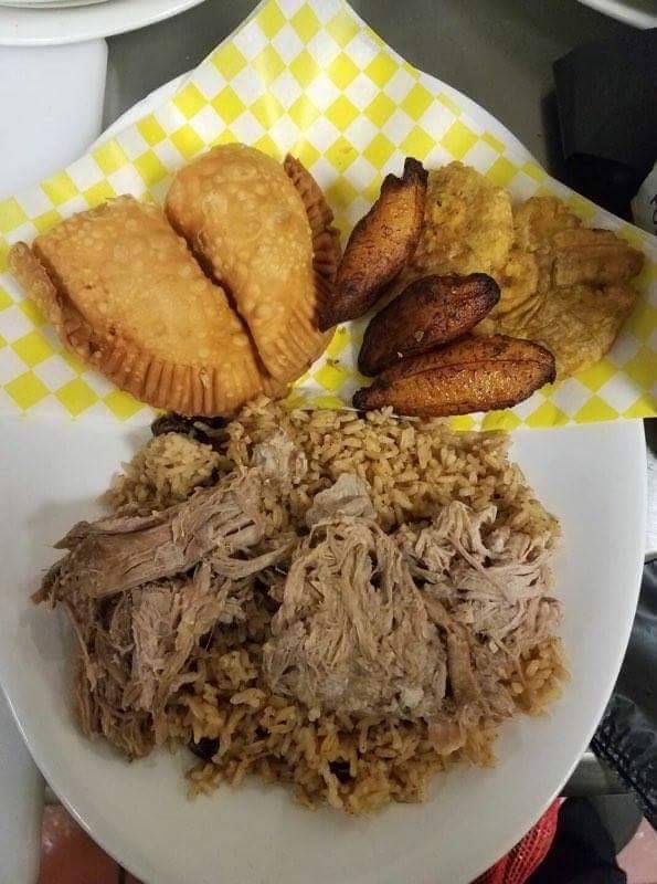 T.O.P.L.E.S.S Tacos And More Latin Food and Dessert Bar | restaurant | 4607 Mile Stretch Dr, Holiday, FL 34690, USA | 7279408903 OR +1 727-940-8903