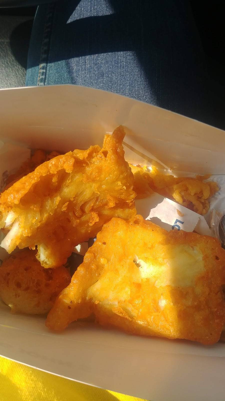 Long John Silvers | restaurant | 123 Raff Rd SW, Canton, OH 44710, USA | 3304773965 OR +1 330-477-3965