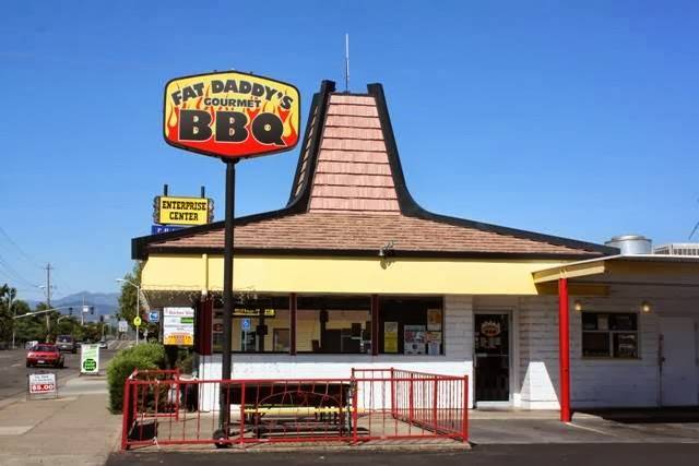 Fat Daddys BBQ | restaurant | 942 Hartnell Ave, Redding, CA 96002, USA | 5302216270 OR +1 530-221-6270