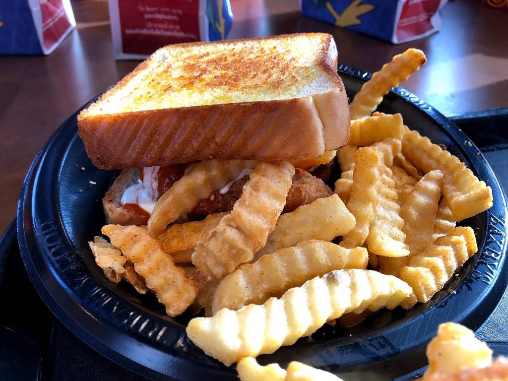 Zaxbys Chicken Fingers & Buffalo Wings | restaurant | 2793 GA-54, Peachtree City, GA 30269, USA | 6784896964 OR +1 678-489-6964