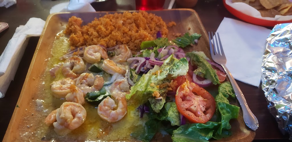 Silvias Lindo Sinaloa | restaurant | 2064 AZ-95 #6, Bullhead City, AZ 86442, USA | 9282850423 OR +1 928-285-0423