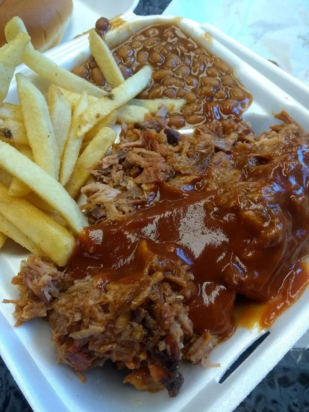 Chatt Smoke House | restaurant | 416 E M L King Blvd, Chattanooga, TN 37403, USA | 4234684978 OR +1 423-468-4978