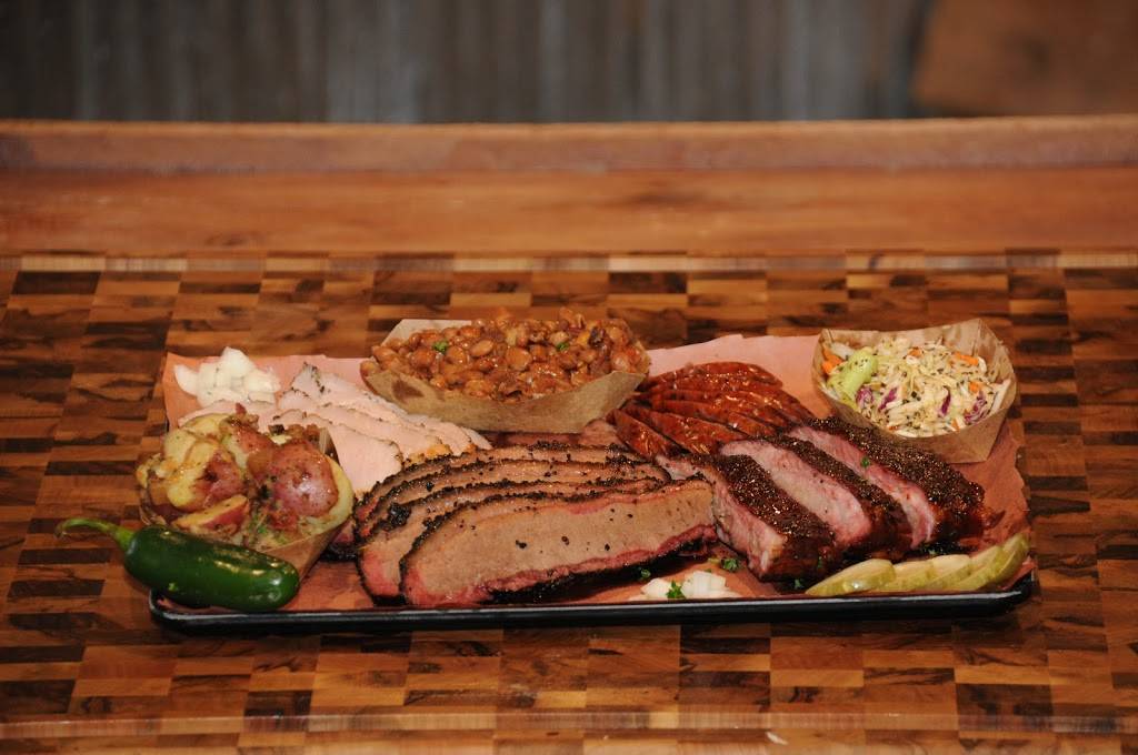 Brisket Love | restaurant | 15338 FM 849, Lindale, TX 75771, USA | 9038815725 OR +1 903-881-5725