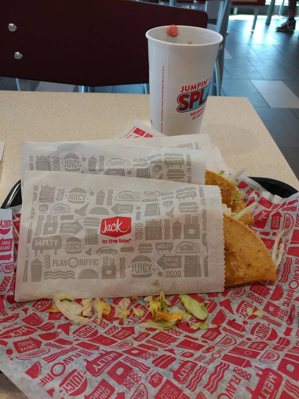 Jack in the Box | restaurant | 6110 Lake Murray Blvd, La Mesa, CA 91942, USA | 6194666080 OR +1 619-466-6080