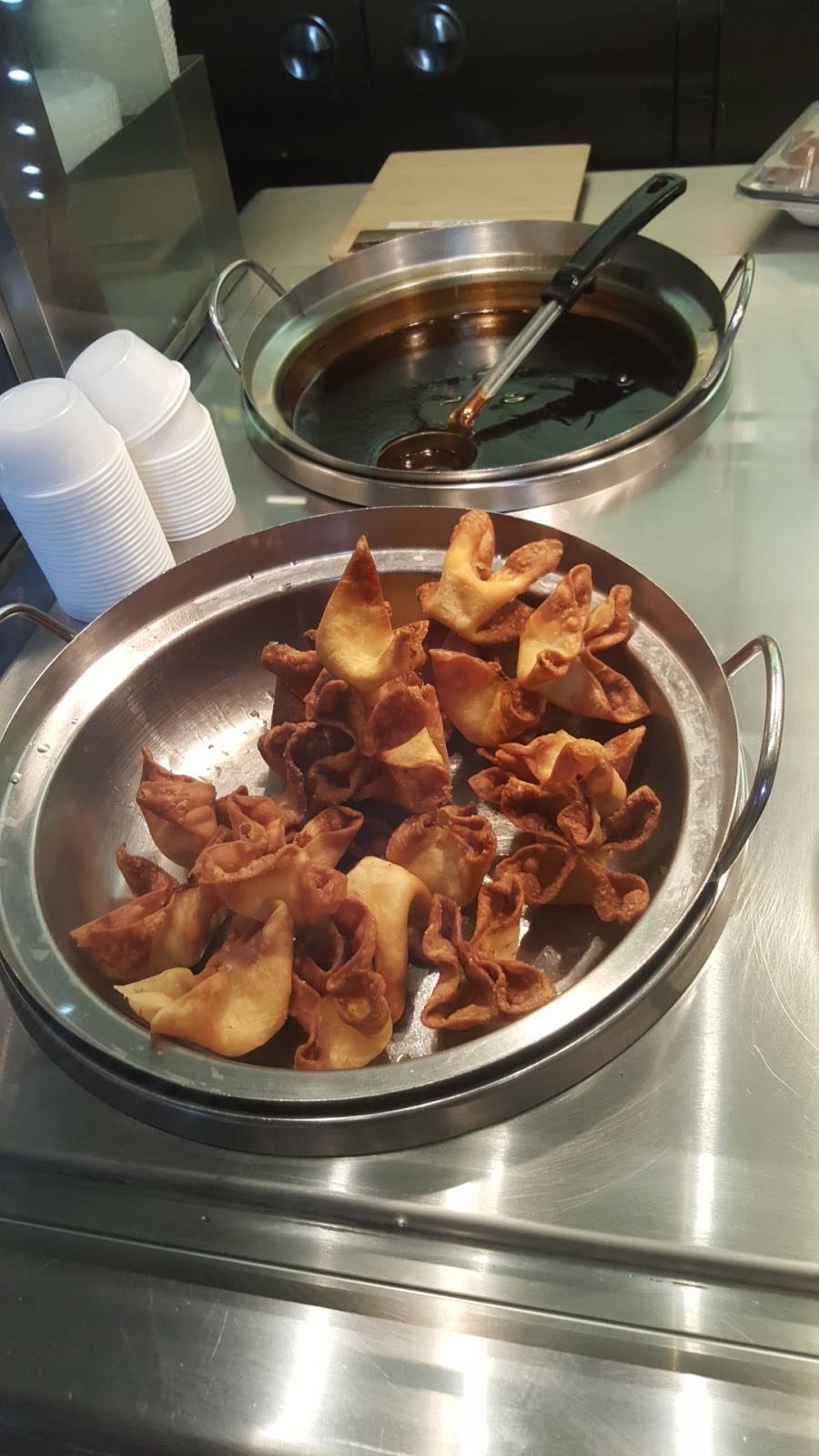 Panda Express | meal takeaway | 2107 Santa Rosa Plaza, Santa Rosa, CA 95401, USA | 7075457228 OR +1 707-545-7228