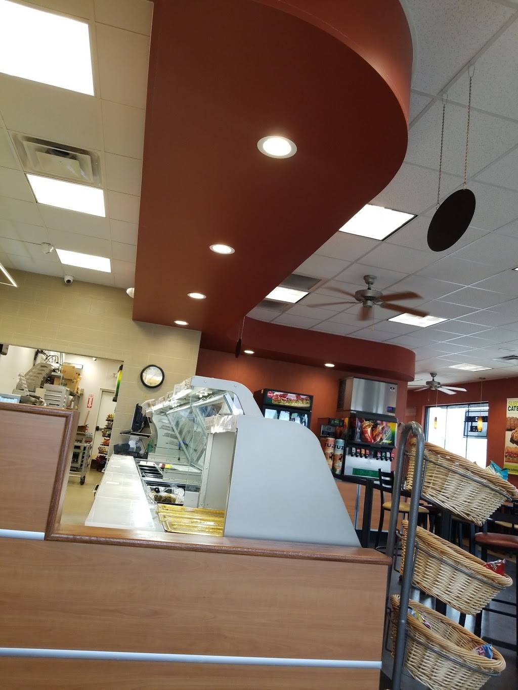 Subway | restaurant | 15452 M-60, Tekonsha, MI 49092, USA | 5177673246 OR +1 517-767-3246