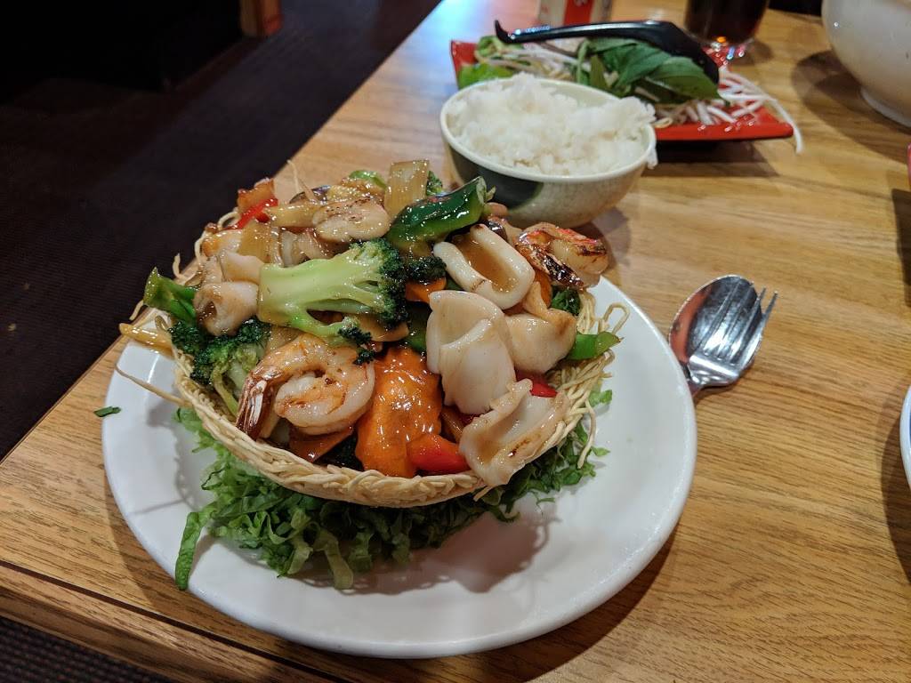 Vietnam Star Restaurant | restaurant | 3035 White Bear Ave, Maplewood, MN 55109, USA | 6517798623 OR +1 651-779-8623