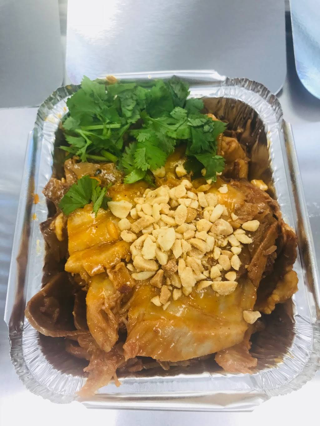 Sister Lius Kitchen | meal takeaway | 5504 Durham-Chapel Hill Boulevard #103 namu旁边, Durham, NC 27707, USA | 9842443973 OR +1 984-244-3973