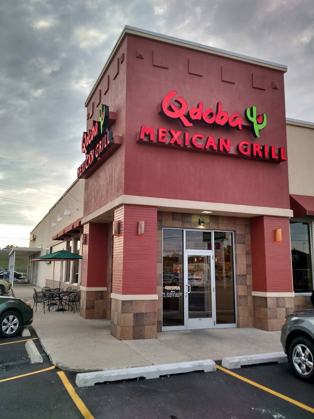 QDOBA Mexican Eats | restaurant | 301 N Clippert St, Lansing, MI 48912, USA | 5176642994 OR +1 517-664-2994