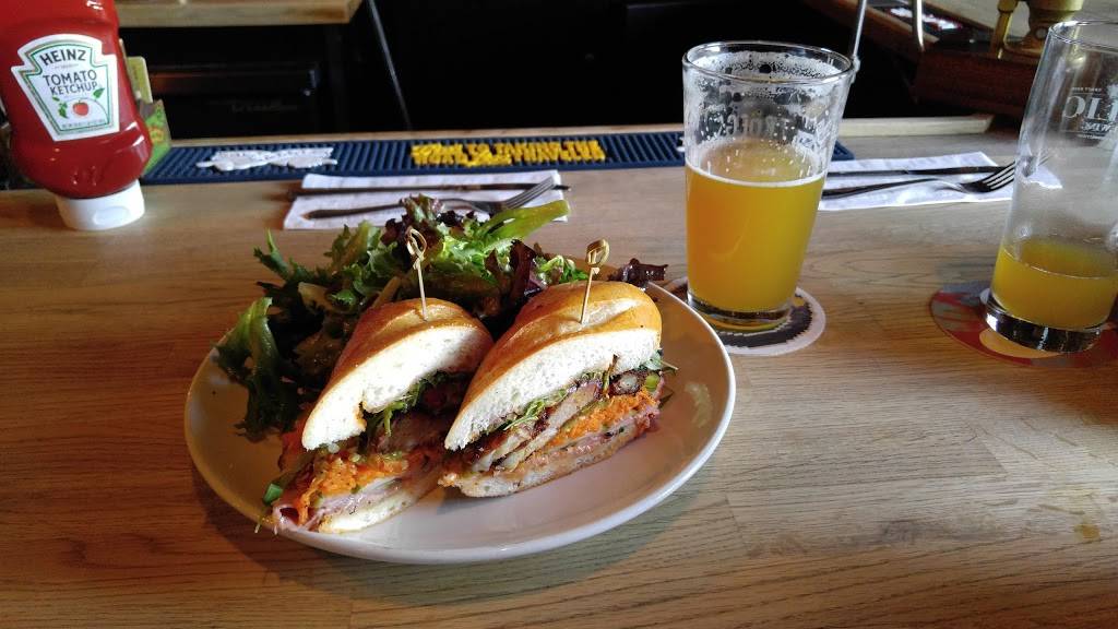 Mikro Beer Bar | restaurant | 0 Depot Ave, Hamden, CT 06518, USA | 2035537676 OR +1 203-553-7676