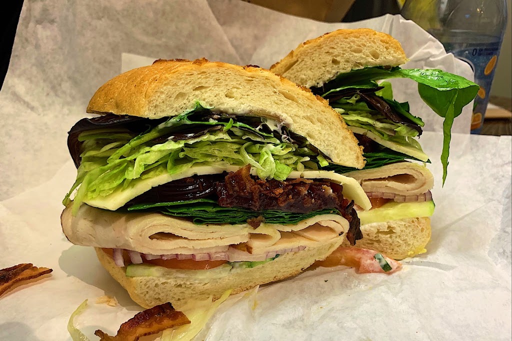 Lili Pad | restaurant | 311 N State St, Ukiah, CA 95482, USA | 7074631446 OR +1 707-463-1446