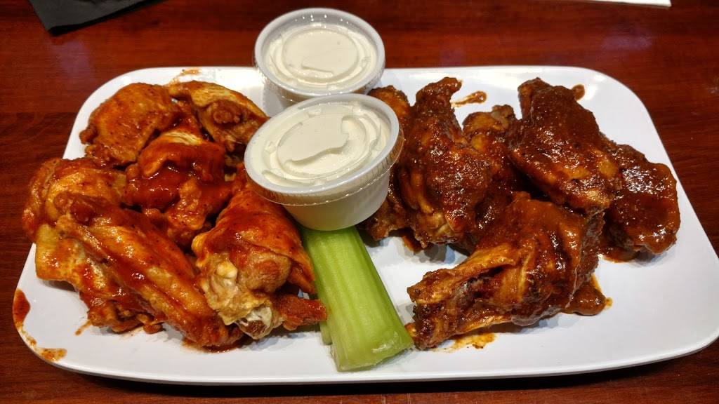 On Tap Sports Cafe - Fultondale | restaurant | 1200 Main St, Fultondale, AL 35068, USA | 2057454888 OR +1 205-745-4888