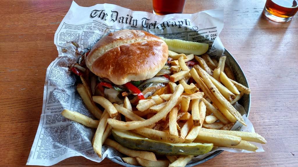 Schmittys Bar & Grill | restaurant | N7044 Winnebago Dr, Fond du Lac, WI 54935, USA | 9209074380 OR +1 920-907-4380