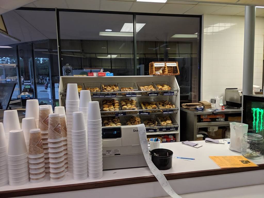 Kingwood Bagel & Sandwich | restaurant | 2855 W Lake Houston Pkwy, Humble, TX 77339, USA | 2813608006 OR +1 281-360-8006