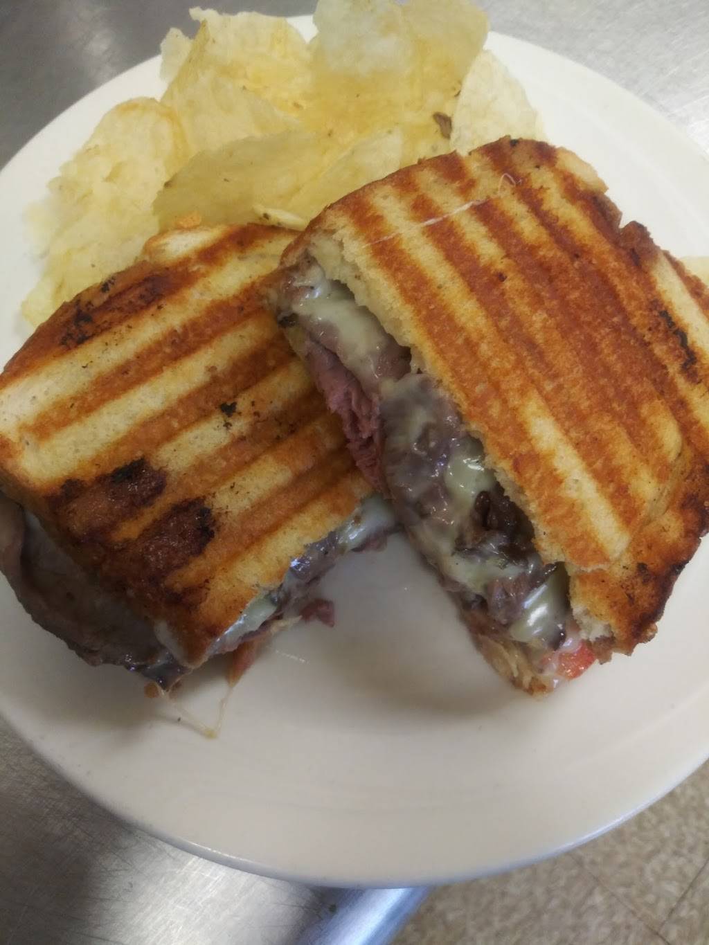 Golden Cup Coffee | cafe | 1323 Jefferson Ave, Buffalo, NY 14208, USA | 7168837770 OR +1 716-883-7770