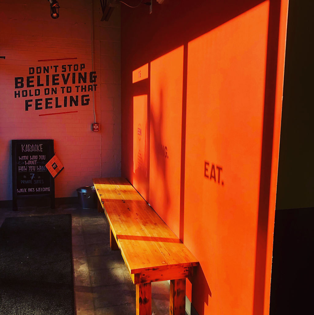 Big Box Karaoke | night club | 115 N Block Ave, Fayetteville, AR 72701, USA | 4792496295 OR +1 479-249-6295