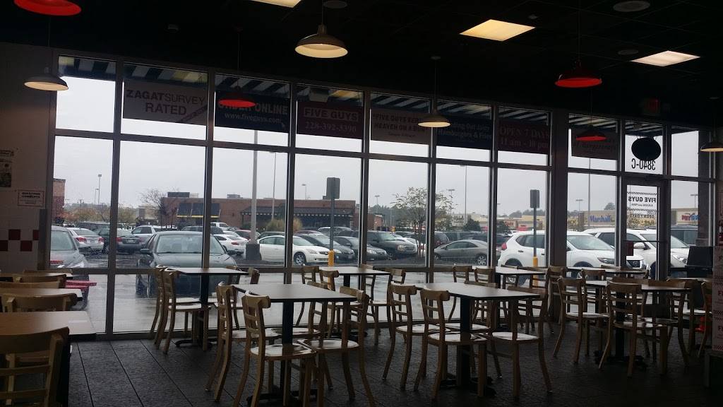 Five Guys | meal takeaway | 3840 Promenade Parkway Suite N-1, DIberville, MS 39540, USA | 2283923390 OR +1 228-392-3390