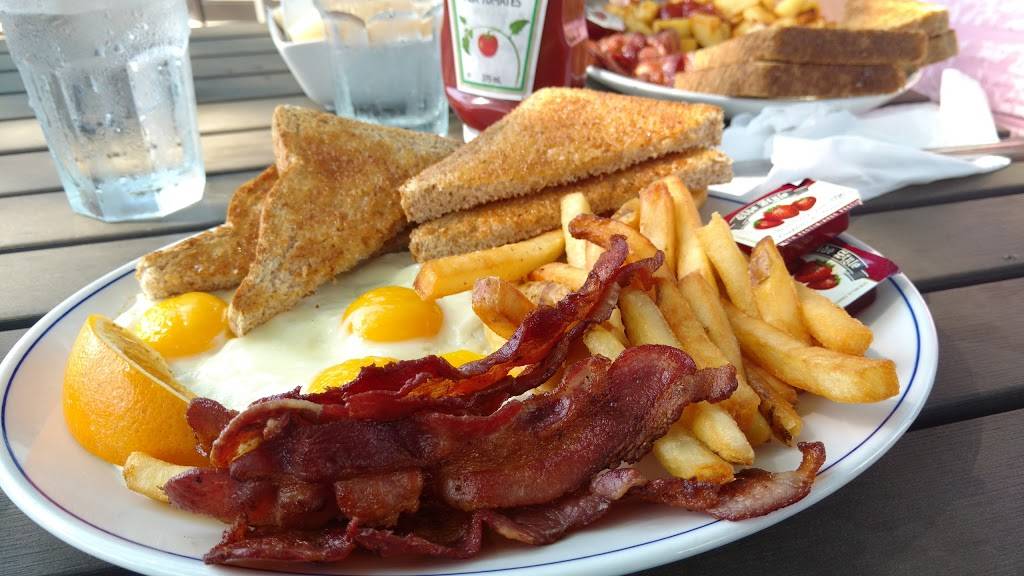 The Quarry Cafe | restaurant | 2560 Gerrard St E, Scarborough, ON M1N 1W8, Canada | 4166902098 OR +1 416-690-2098