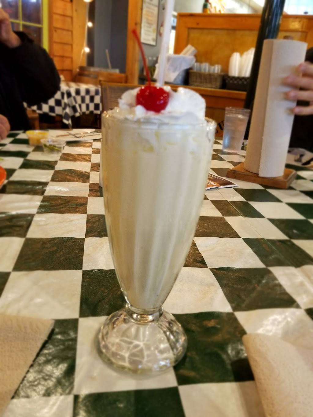 Fuddruckers | restaurant | 4910 Dublin Blvd, Dublin, CA 94568, USA | 9255518052 OR +1 925-551-8052