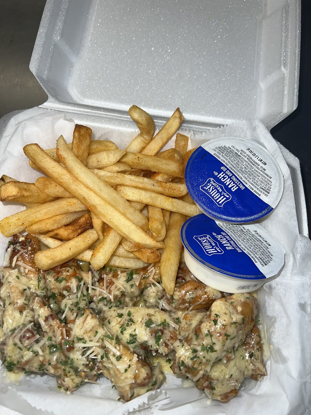 CrEATive Cuisines and Catering | restaurant | 1700 E 280 Byp, Phenix City, AL 36867, USA | 7622589959 OR +1 762-258-9959