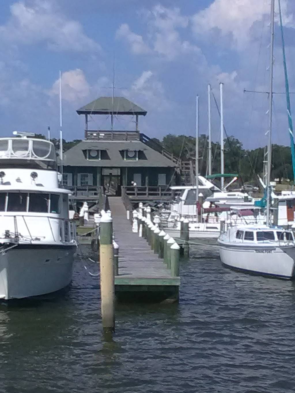 Sneaky Petes Hotdogs | restaurant | 1101 4th Ave N, Birmingham, AL 35203, USA | 2055186055 OR +1 205-518-6055