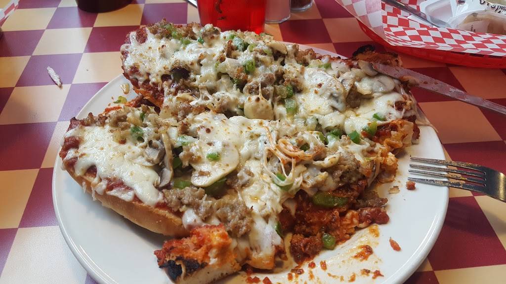 Kellys On 66 | restaurant | 905 W Main St, Lexington, IL 61753, USA | 3093657777 OR +1 309-365-7777