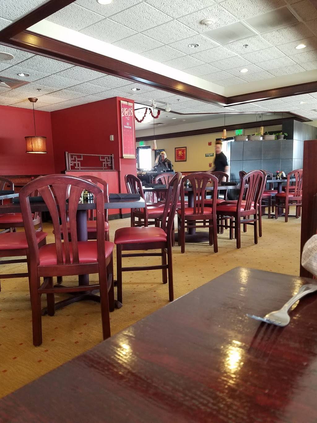 Chen Chinese Cuisine | restaurant | 270 Randall Rd, Lake in the Hills, IL 60156, USA | 8474588000 OR +1 847-458-8000