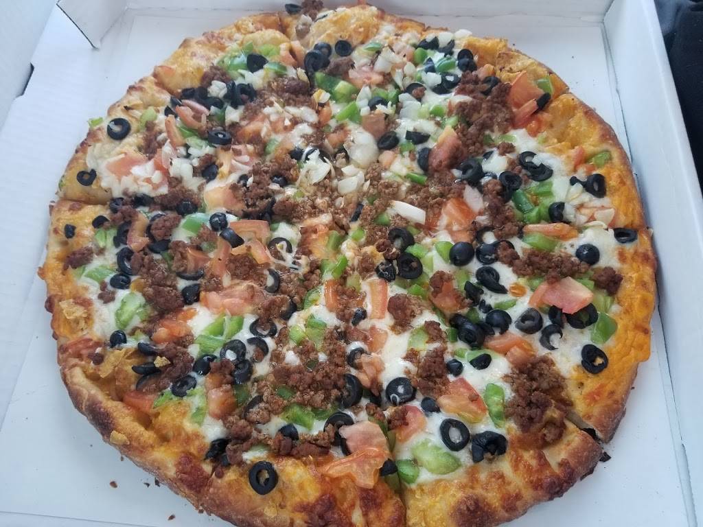 Pepes Pizza | restaurant | 250 S Parker St, Marine City, MI 48039, USA | 8107653505 OR +1 810-765-3505