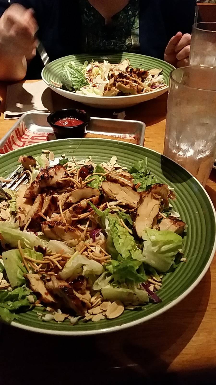 Applebees Grill + Bar | restaurant | 939 Columbia Blvd, Bloomsburg, PA 17815, USA | 5703873334 OR +1 570-387-3334