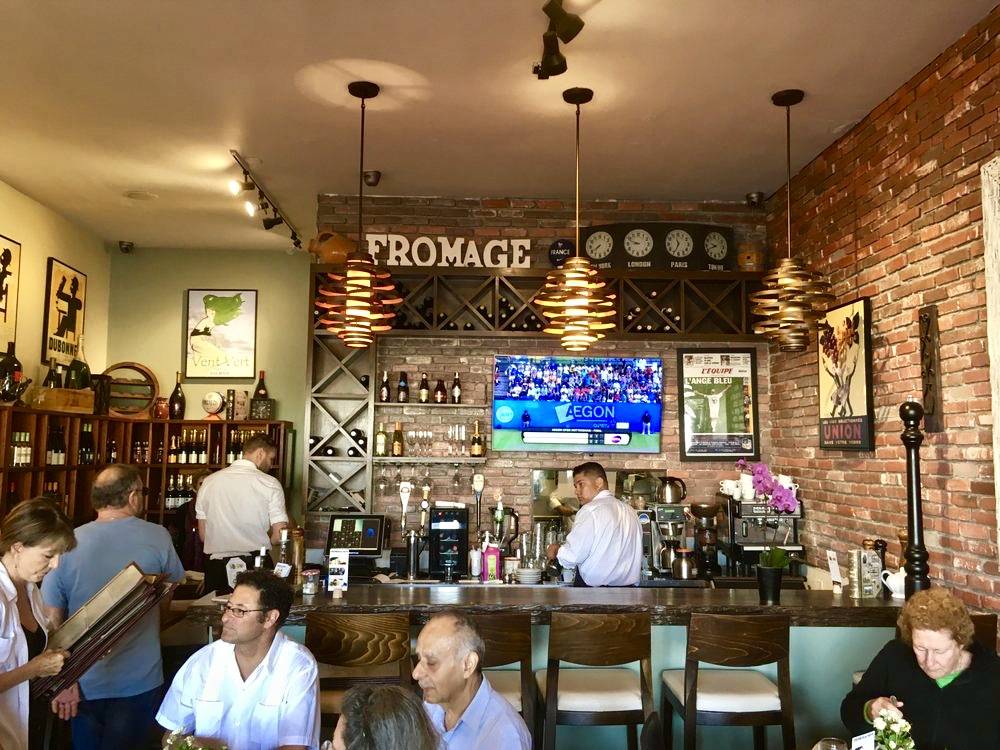 Creme De La Crepe REDONDO | restaurant | 1708 1/2 S Catalina Ave, Redondo Beach, CA 90277, USA | 3105408811 OR +1 310-540-8811