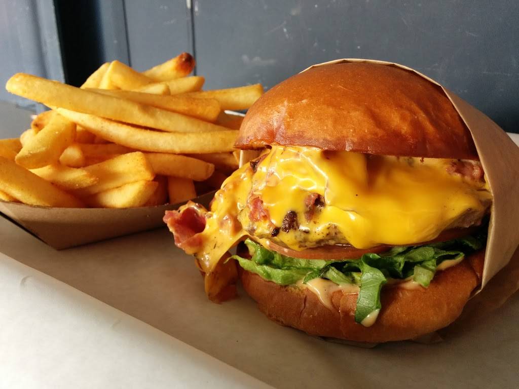 bunz | restaurant | 7491 Center Ave, Huntington Beach, CA 92647, USA | 7147667060 OR +1 714-766-7060