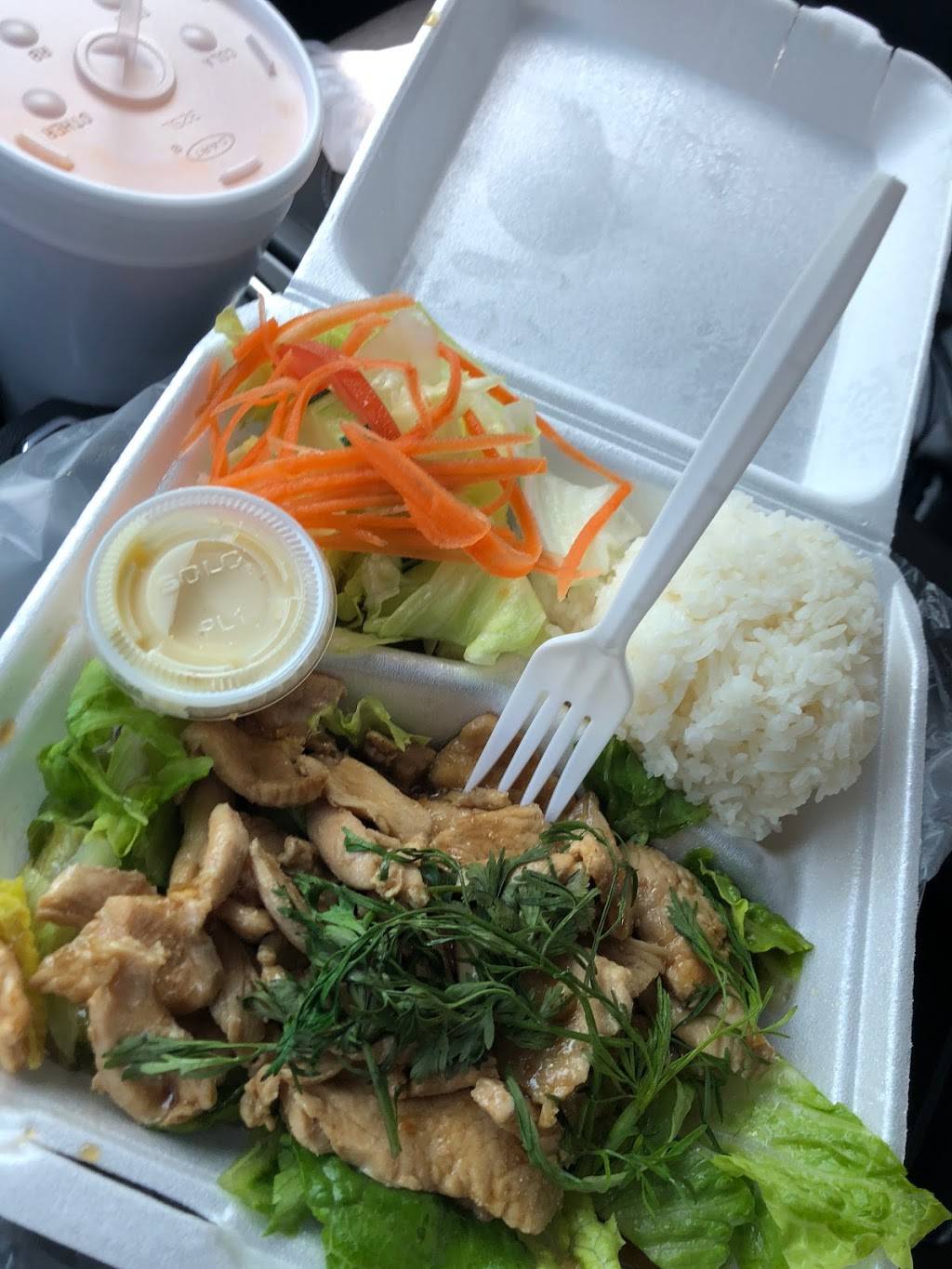 Singha Thai | restaurant | 5432 California Ave, Bakersfield, CA 93309, USA | 6616312631 OR +1 661-631-2631