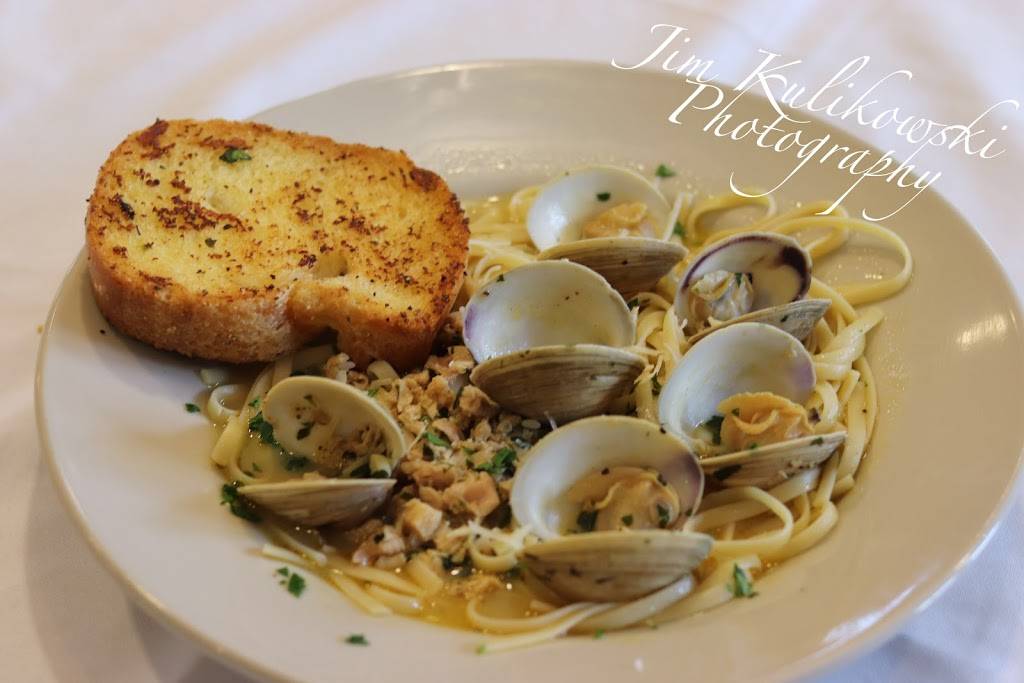 19th Hole & Sandpiper Room | restaurant | 2601 SE Morningside Blvd, Port St. Lucie, FL 34952, USA | 7723370180 OR +1 772-337-0180