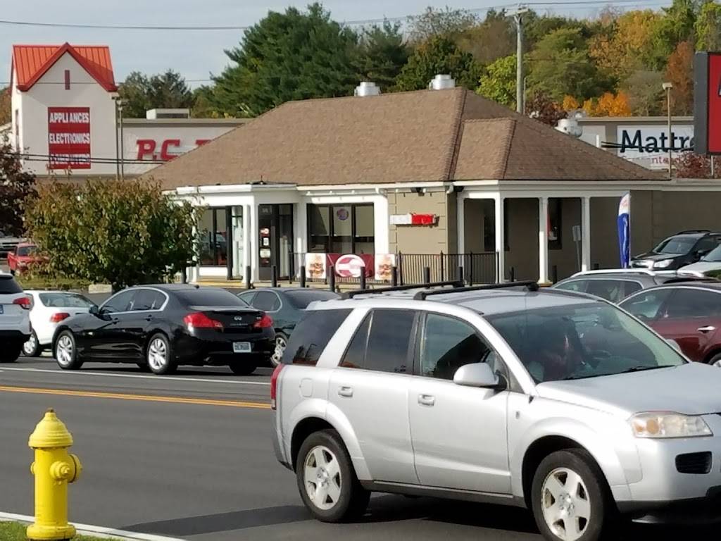 Smashburger | restaurant | 1590 Boston Post Rd, Milford, CT 06460, USA | 2039516630 OR +1 203-951-6630