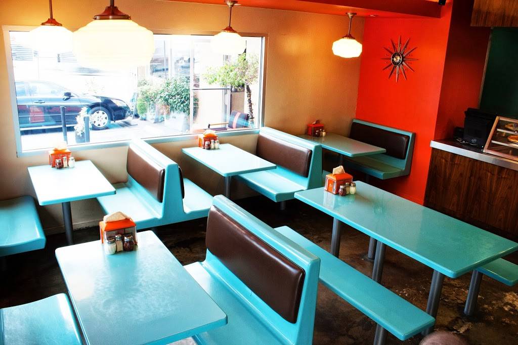 Tomato Pie Pizza Joint | restaurant | 2457 Hyperion Ave, Los Angeles, CA 91030, USA | 3236616474 OR +1 323-661-6474