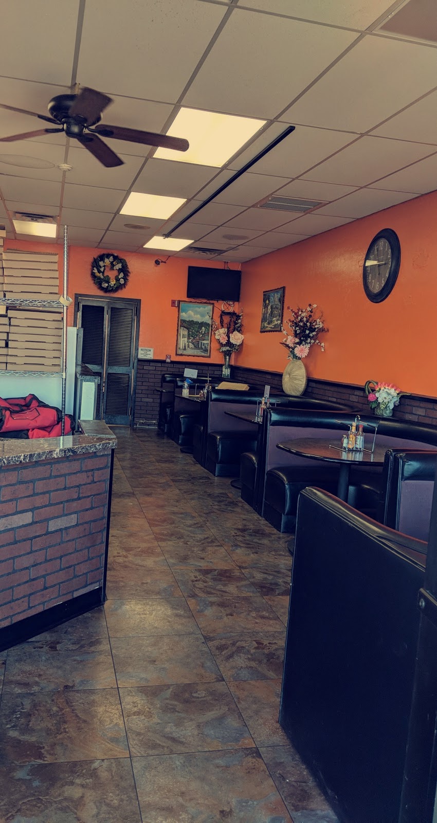 Dough Boyz Pizzeria | meal delivery | 3050 N Windsong Dr Suite# 108, Prescott Valley, AZ 86314, USA | 9282778061 OR +1 928-277-8061