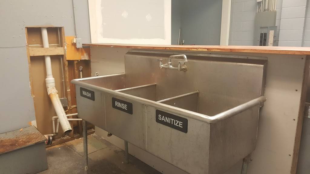 Lady Gs Jamaican Cuisine | restaurant | 3163 Midlothian Turnpike, Richmond, VA 23224, USA | 8042331629 OR +1 804-233-1629