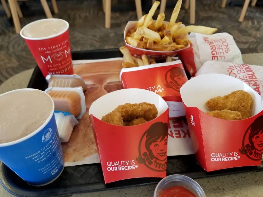 Wendys | restaurant | 5551 Patriot Blvd, Austintown, OH 44515, USA | 3306521952 OR +1 330-652-1952