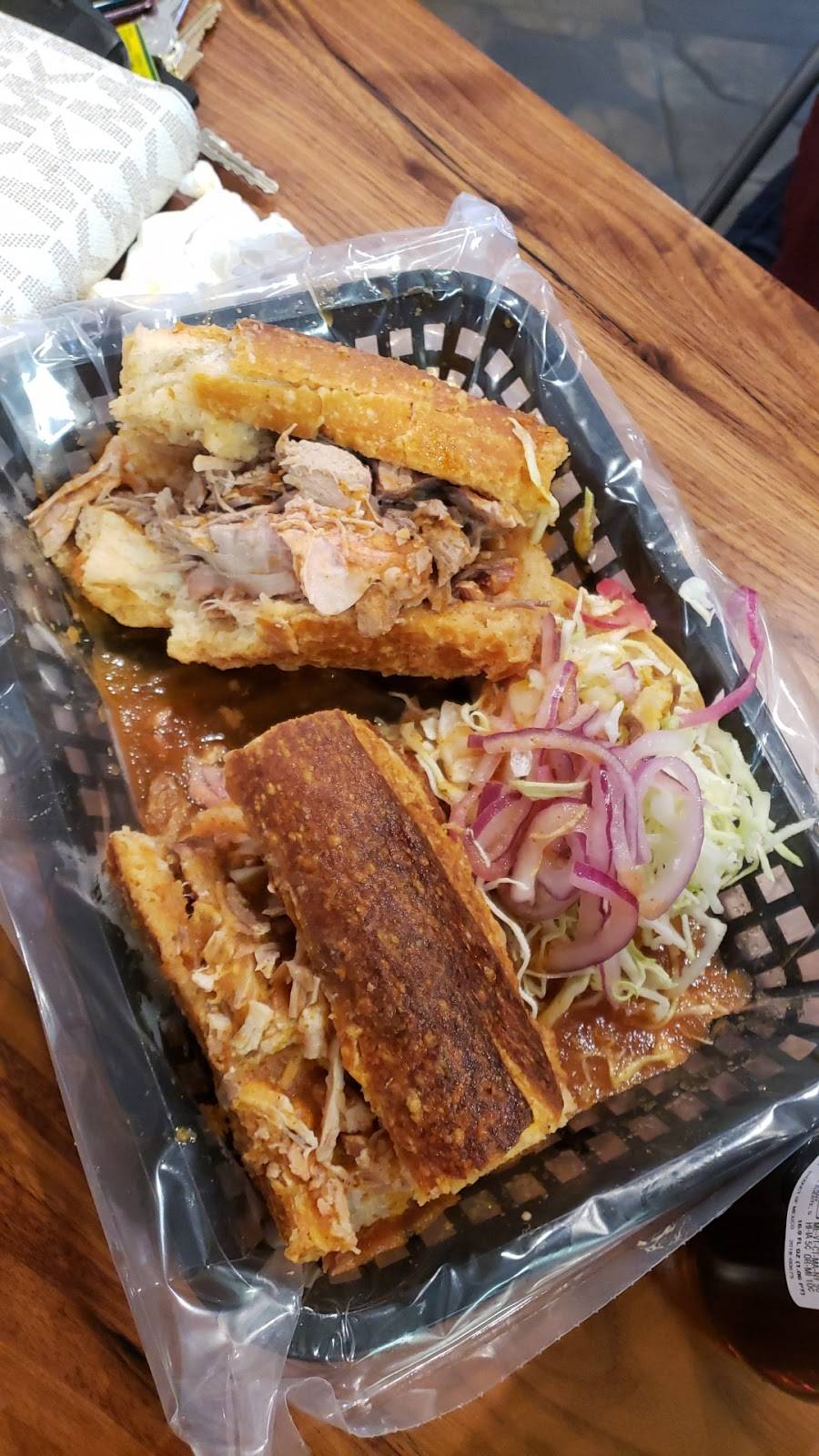 Tortas Ahogadas Tradicion Tapatía | restaurant | 2003 Story Rd Uit 100, San Jose, CA 95122, USA | 4086188958 OR +1 408-618-8958