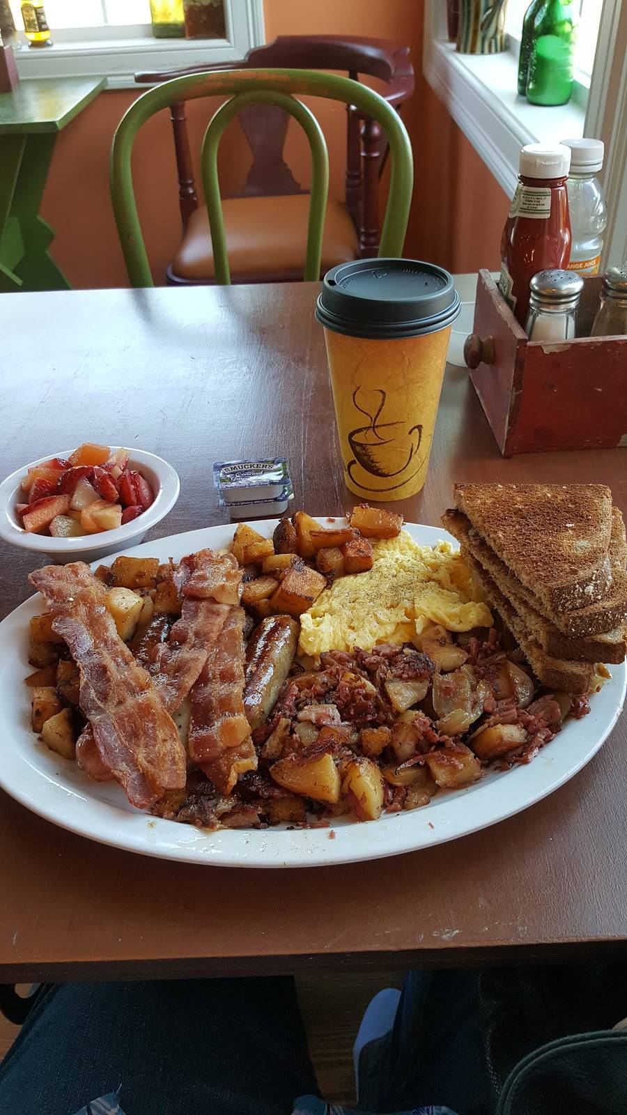 Billys Ice Cream and Marketplace | restaurant | 742 Amity Rd, Bethany, CT 06524, USA | 2036919185 OR +1 203-691-9185