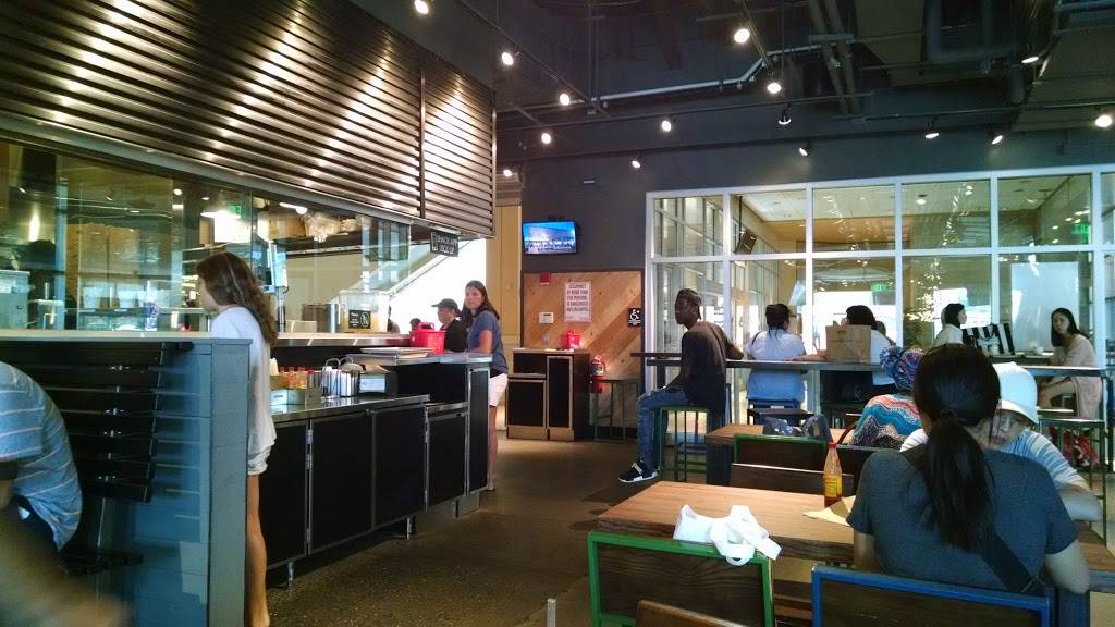 Shake Shack | restaurant | 90-15 Queens Blvd space 1069, Elmhurst, NY 11373, USA | 3472250190 OR +1 347-225-0190