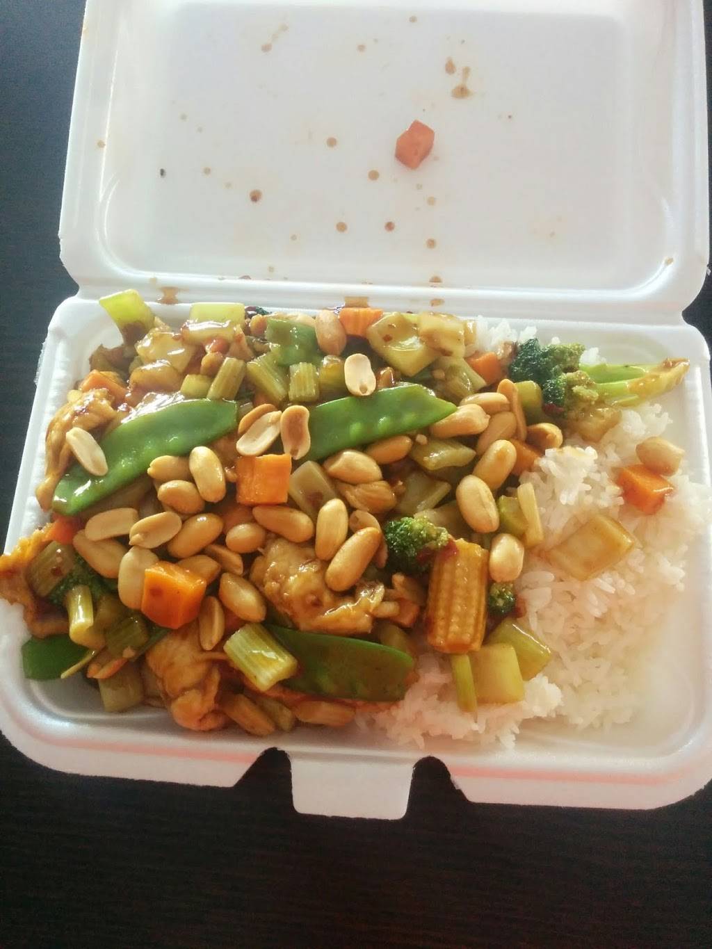 China Express | restaurant | 6250 NW 23rd St #4, Gainesville, FL 32653, USA | 3523770111 OR +1 352-377-0111