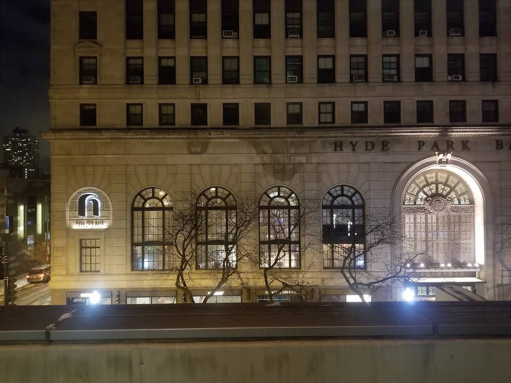 Starbucks | cafe | 1530 E 53rd St, Chicago, IL 60615, USA | 7733241241 OR +1 773-324-1241